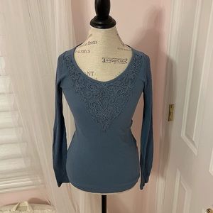 Blue Lace Abercrombie and Fitch Long Sleeve Top with Waffle Sleeves Size Medium